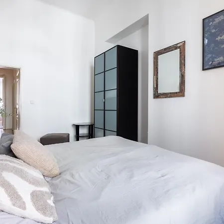 Lesser Town Apartment Melnicka By Easybnb Prague Exterior photo